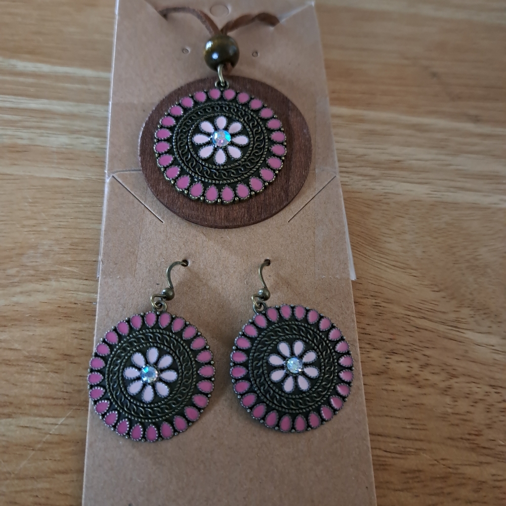 Handcrafted Fish hook Earrings / Necklace set